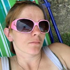 Meet your Posher, Tara